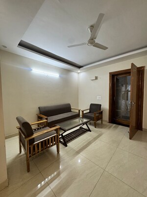 Living Room in 3 BHK Builder Floor at Sector 47 – for Rent
