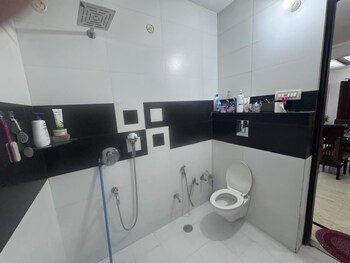 3 BHK Builder Floor for Rent in Sector 46, Gurgaon