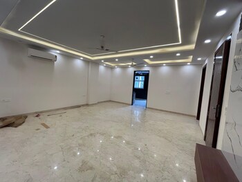 3 BHK Builder Floor for Rent in Hauz Khas, Delhi