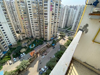 Amrapali Silicon City