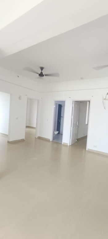 2 BHK Flat for Rent in Sector 107, Noida
