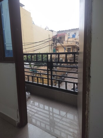1 BHK Builder Floor for Rent in Maidan Garhi, Delhi
