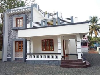 3 BHK Villa for Sale in KannadI-I, Palakkad