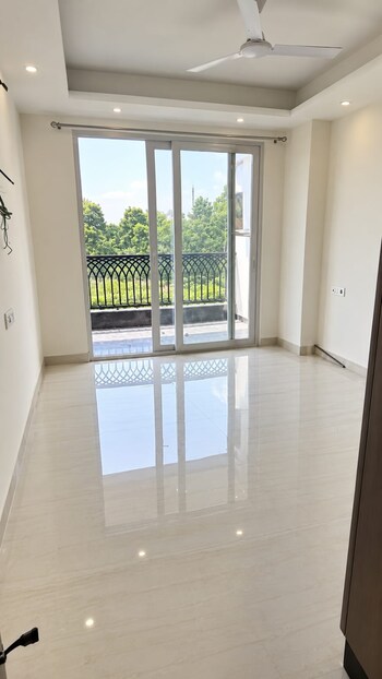 2 BHK Builder Floor for Rent in Chattarpur, Delhi