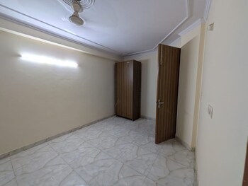 1 RK Builder Floor for Rent in Neb Sarai, Delhi