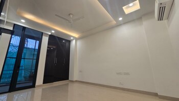 3 BHK Builder Floor for Rent in Sector 57, Gurgaon