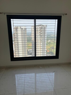 Room in 3 BHK Apartment at Sobha Manhattan Towers Town Park, Hosur Road – for Rent
