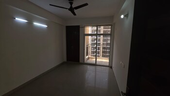 3.5 BHK Flat for Sale in Sector 1 Greater Noida, Greater Noida