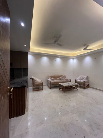 3 BHK Builder Floor for Rent in Saket, Delhi