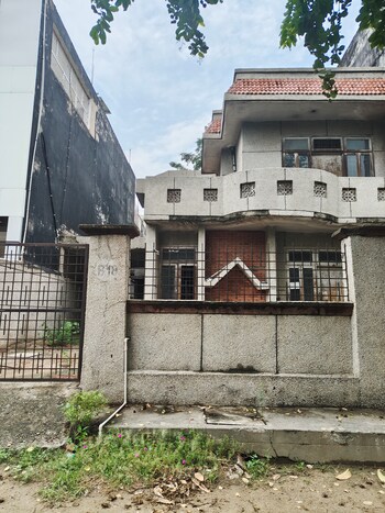 4 BHK House for Sale in Sigma Iii Greater Noida, Greater Noida