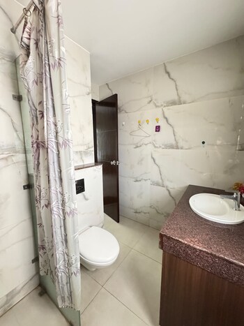 3 BHK Builder Floor for Rent in Sector 45, Gurgaon