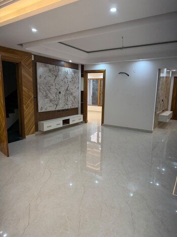 4 BHK Builder Floor for Sale in Sector 77, Faridabad