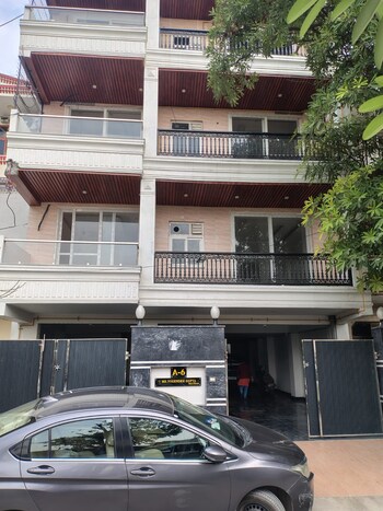 4 BHK Builder Floor for Sale in Sector 37, Faridabad