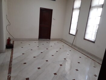 3 BHK Builder Floor for Sale in Kishangarh, Delhi