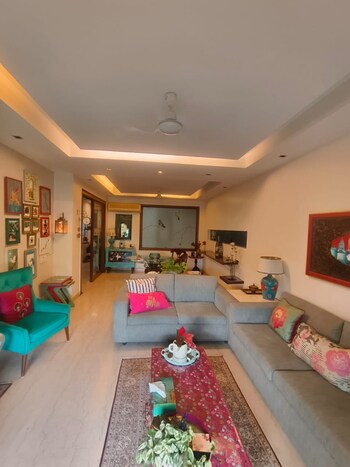 3 BHK Builder Floor for Sale in Safdarjung Enclave, Delhi