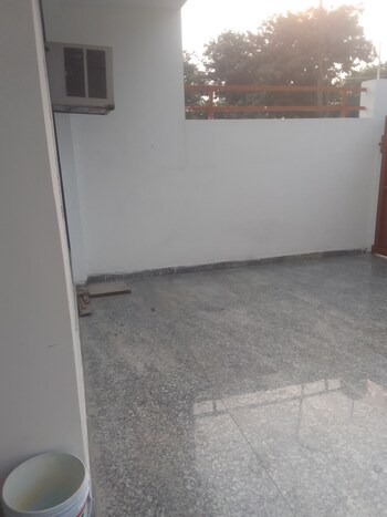 2 BHK House for Rent in Sector 47, Noida