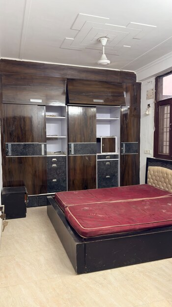 2 BHK Flat for Rent in Saket, Delhi