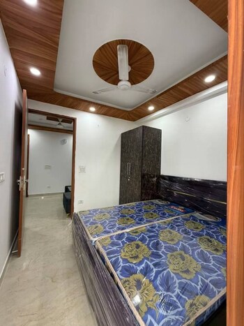 1 BHK Flat for Rent in Freedom Fighters Enclave, Delhi