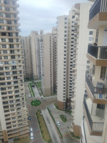 3C Lotus Boulevard