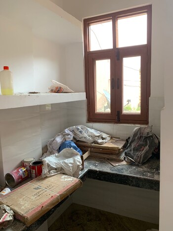 1 BHK House for Rent in Sarita Vihar, Delhi
