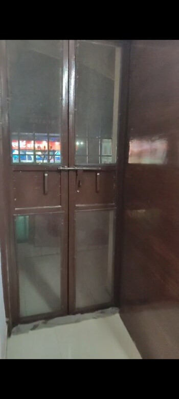 2 BHK Builder Floor for Sale in Pratap Vihar, Ghaziabad
