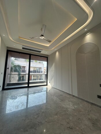 4 BHK Builder Floor for Sale in Defence Colony, Delhi