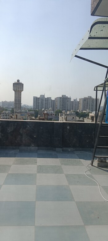 Eros Rosewood City