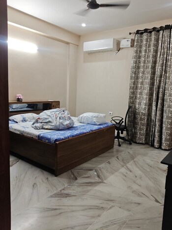 2 BHK Builder Floor for Rent in South City 1, Gurgaon