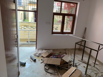 1 BHK House for Rent in Sarita Vihar, Delhi