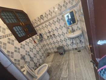 4 BHK House for Rent in Sector 26, Panchkula
