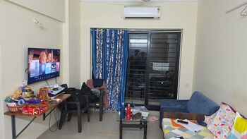 K Raheja Heights