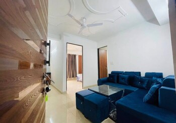 3 BHK Builder Floor for Rent in Rajouri Garden, Delhi