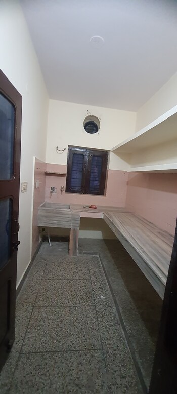 2 BHK House for Rent in Sector 8, Faridabad