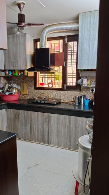 3 BHK Builder Floor for Sale in Mahavir Enclave 1, Delhi