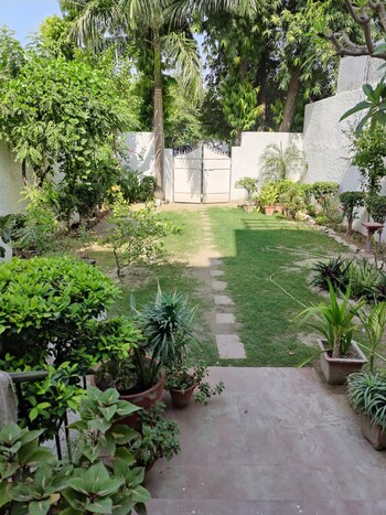 Arun Vihar Sector 37
