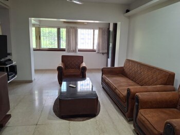 4 BHK Flat for Rent in Malabar Hill, Mumbai