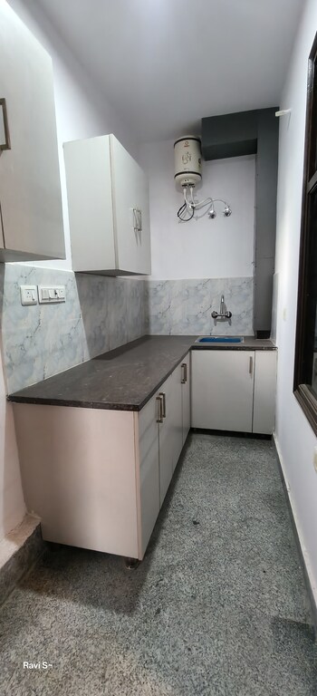 1 BHK Builder Floor for Rent in Sector 23, Gurgaon