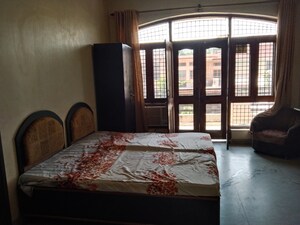 Bedroom in 3 BHK Villa at Sector 23 – for Rent