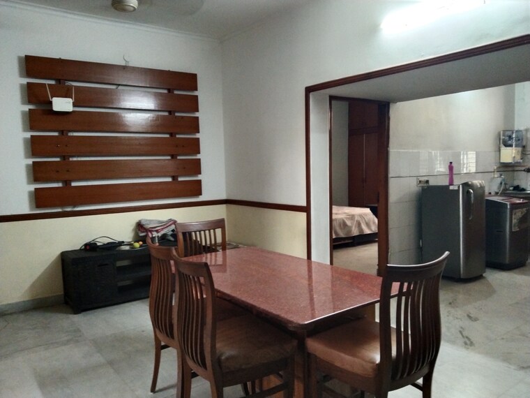 Dining area, sector 23 3 Bedroom 2000 Sq.Ft. Villa In Sector 23 Gurgaon 10770487