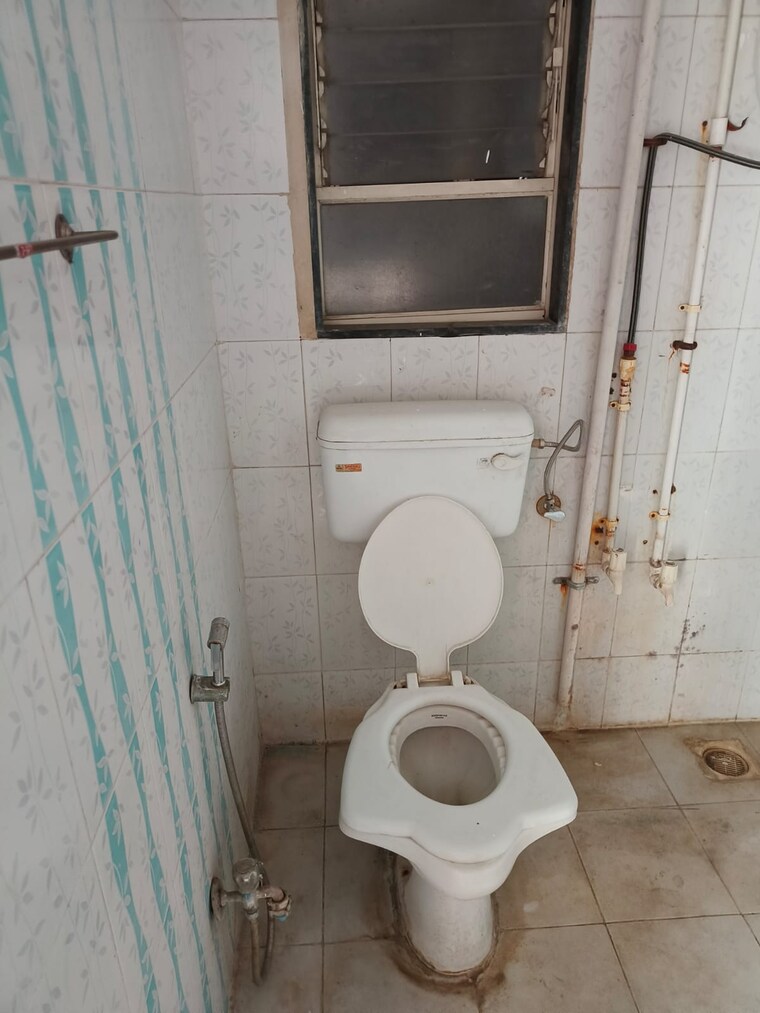 Bathroom, manas-ashmit-residency 1 Bedroom 577 Sq.Ft. Apartment In Undri Pune 10770490