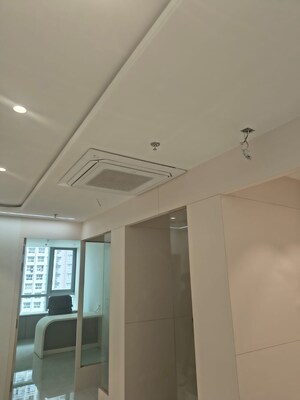Room in  Office Space at Wadhwa The Gateway, Mulund West – for Rent