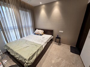 Bedroom in 1 BHK Apartment at Hiranandani Regent Hill, Powai – for Rent