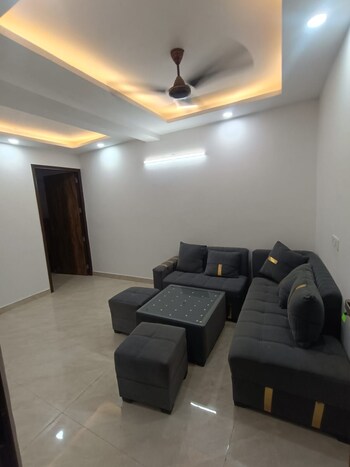2 BHK Flat for Rent in Saket, Delhi