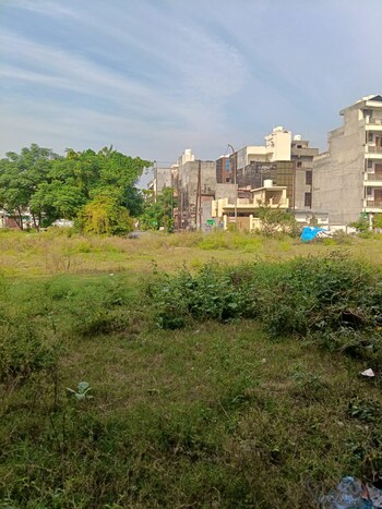 Plot for Sale in Sector 45, Noida