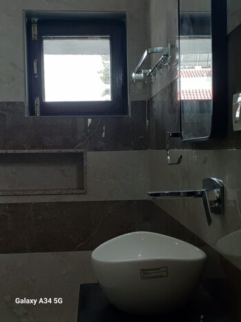 2 BHK House for Rent in Sector 10, Chandigarh