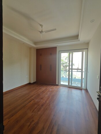 2 BHK Builder Floor for Rent in Sector 52, Gurgaon