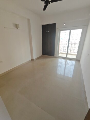 Mahagun Moderne
