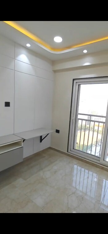 Shapoorji Pallonji BKC 28