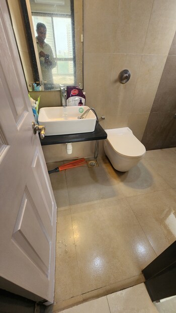 3.5 BHK Flat for Sale in Jogeshwari East, Mumbai
