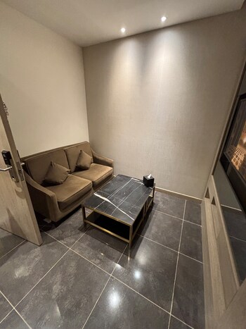 Emaar The Palm Drive-Palm Studios